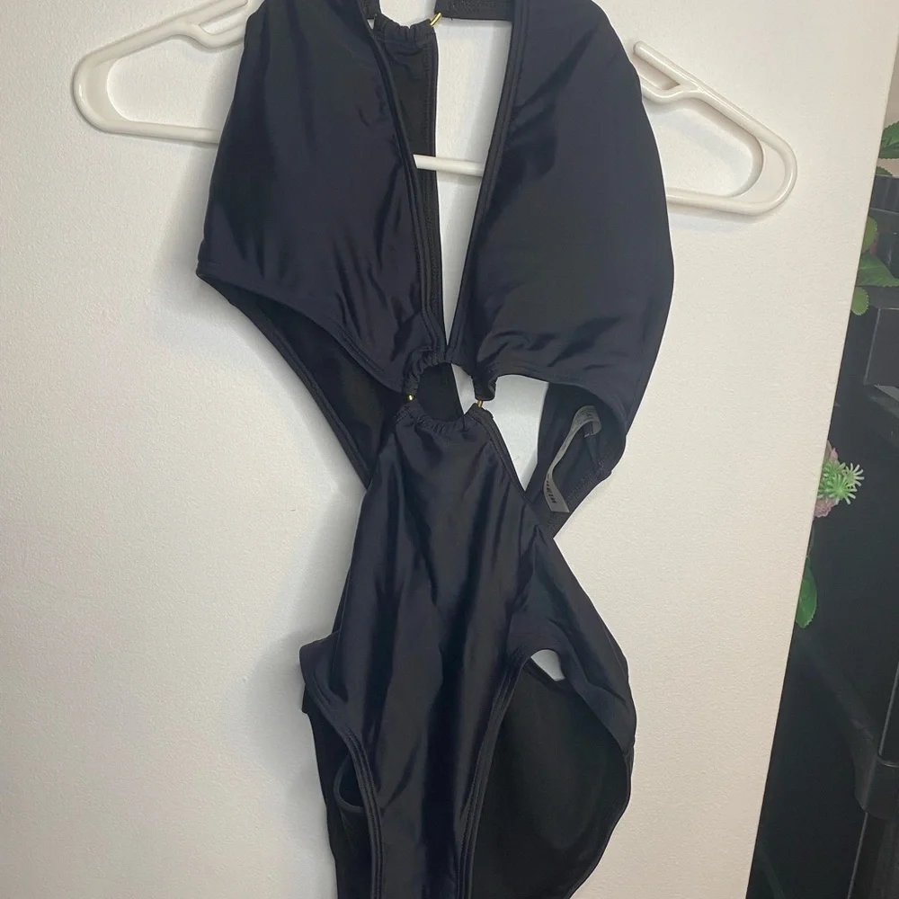 Swimsuit - Picture 2 of 2